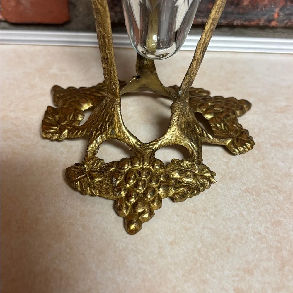 Vtg Brass Trumpet W/Grapes & Foliage Diamond Pattern Cone Vase Floral Container
